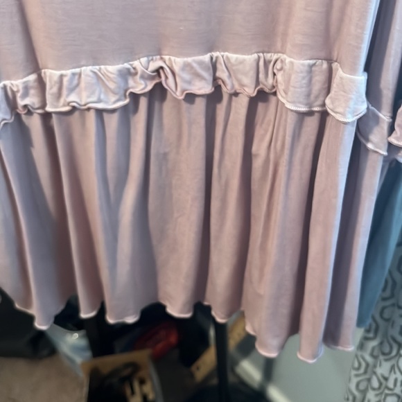 Lisa Robertson Blouses-EUC! Black & grey in a large & rose blush in a medium. - Picture 4 of 14